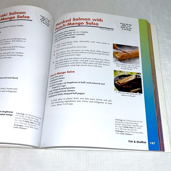 Betty Crocker Grilling Made Easy ©️2005 Vintage Cookbook - Picture 5 of 9